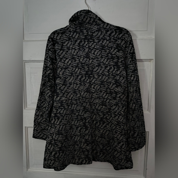 Habitat Black And Gray Knit Jacket - Picture 2 of 7